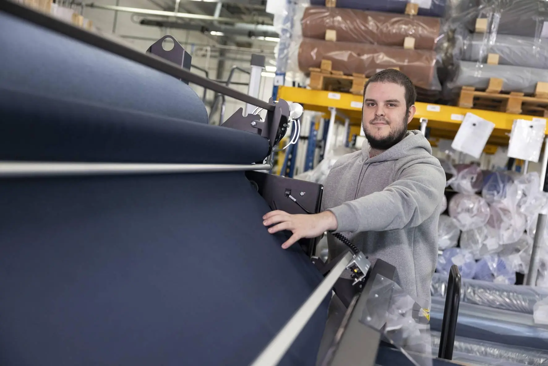 Personnaliser vos sweats, t-shirts, polos et totebags à l'image de entreprise